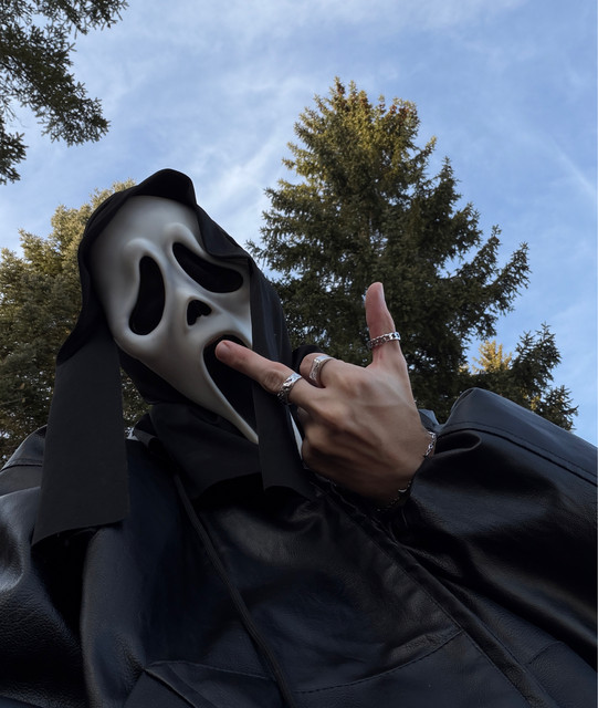 Masked Dan