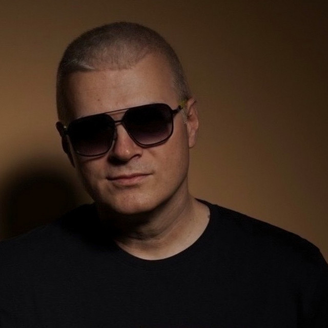 Erik Fox