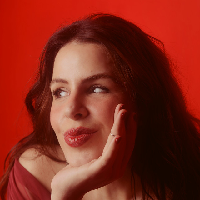 Mariana Volker image