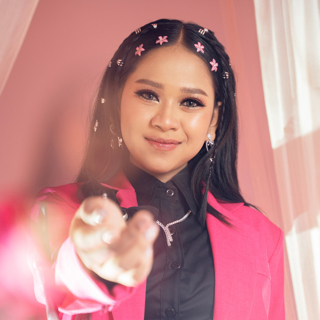 April DA7 | Spotify