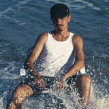 Van Elie profile