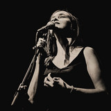 ANNIE KINSELLA