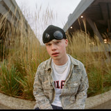 Finn Askew profile