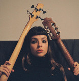 Julia Mestre profile