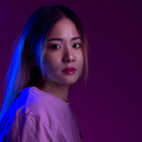 Lona profile