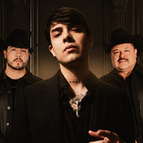 Cornelio Vega y Su Dinastía