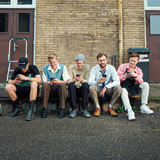 Bankzitters Photo
