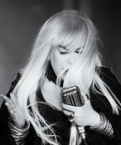 Zerrin Özer