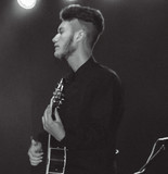 Simone Farenza profile