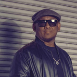 G Dove profile