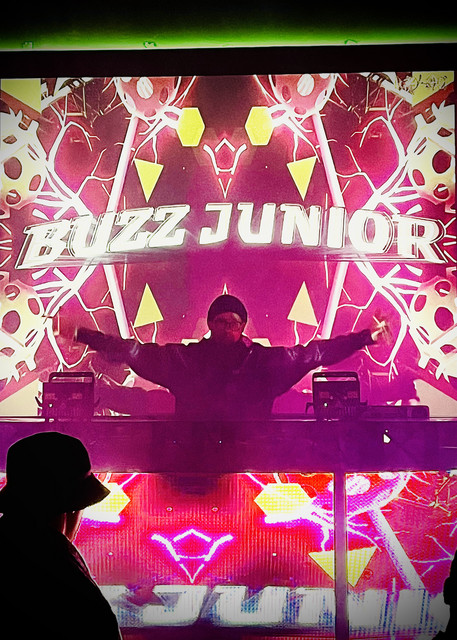 Buzz Junior press photo