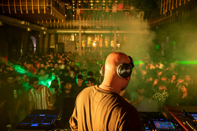 Weird Sounding Dude press photo