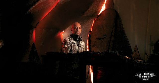 Weird Sounding Dude press photo