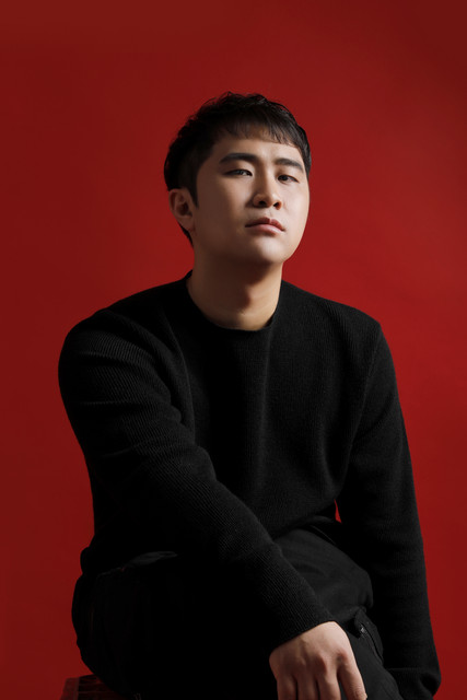 Junkey press photo