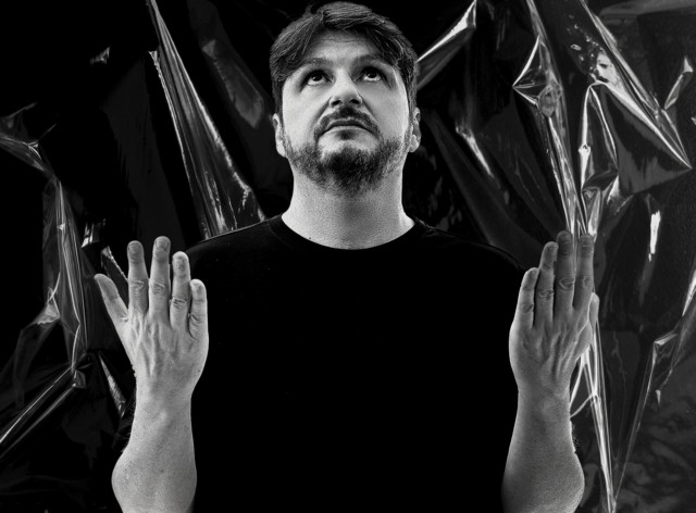 Luca Morris press photo