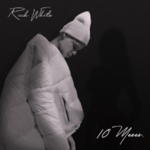10 Meses by Richwhite, Vera