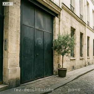 Grand Amour by Rez-De-Chaussée