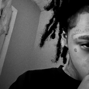 Play me close (uncut)