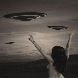 aah by Drin Alien
