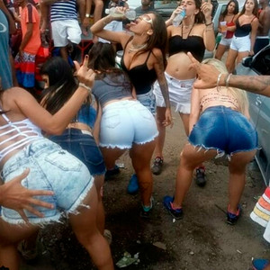 mc souza - Eu Me Recuso a Sair Com Vcs Toda Vez Que Saiu Com Vcs É Isso