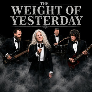 The Weight of Yesterday by Sarah Thomson Oficial