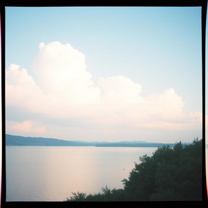 Between you and me by Audio Terapia