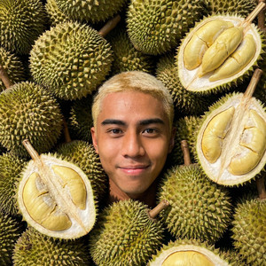 Monetrey Ek - ចង់ទិញទុរេន​(Durian)