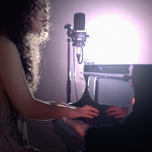 PIEL - LIVE ACOUSTIC by LAIA ALCOLEA