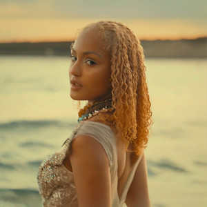 IMPOLIE by Candice