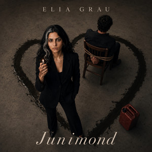 Junimond by Elia Grau
