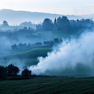 humo en san jacinto by Elcrespo