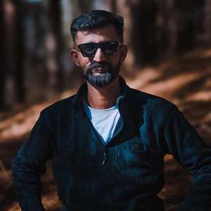 Aise Kaise by Arun Justa