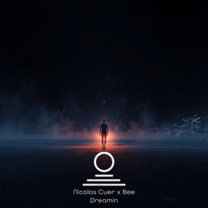Dreamin by Nicolas Cuer, Bee
