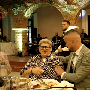 Florian Shtambari - Flori Jona Dasmat Shqiptare