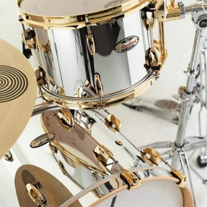 The Hunter Official - The Love of My Life advertising Vlog