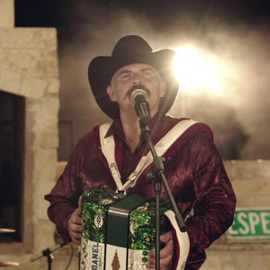 Lalo Garza - Aguanta Corazón