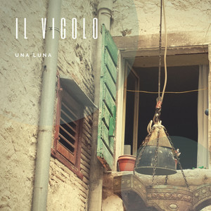 Il Vicolo by Una Luna