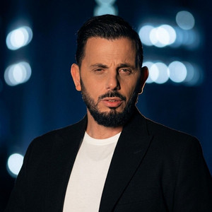 Mikdat Akbulut - İçmeden Geçmiyor