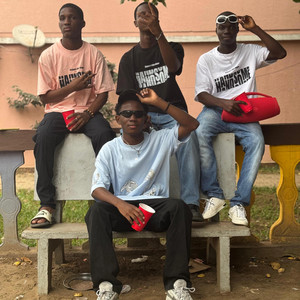 Joli Voyou by Kach M