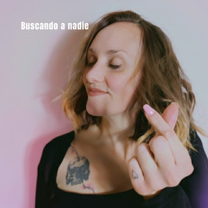 Buscando a nadie by Laura MCLili