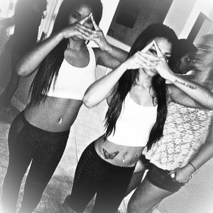 Listen Bitch (feat. yuknowe)