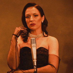 Tania Turtureanu - Iubeste-ma