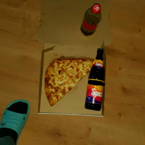 Eine Pizza Eine Spezi