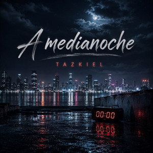 A Medianoche by TAZKIEL