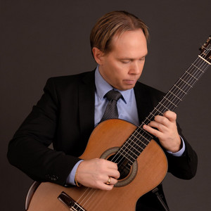 Barcarola by Agustín Barrios Mangoré, Emil Kjellbom