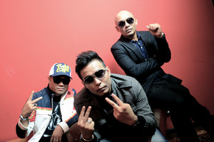 Single (Darjat 2013)