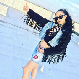 Tengo Dinero by La Goony, Trap Sade
