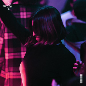 eyeroze & Melodyz Town - Gimme More