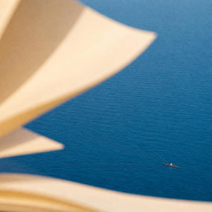 sailing into stillness by sea after sun