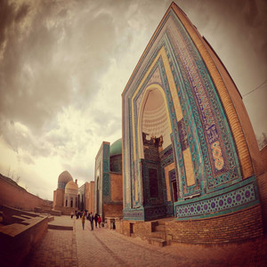 Y.A.N.G - Grand Mosque